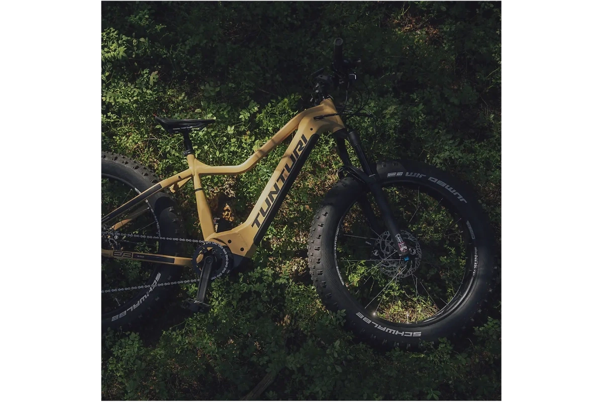 Tunturi eMAX EBF600 elfatbike med Bosch CX-motor och breda 26 x 4,8 tum däck