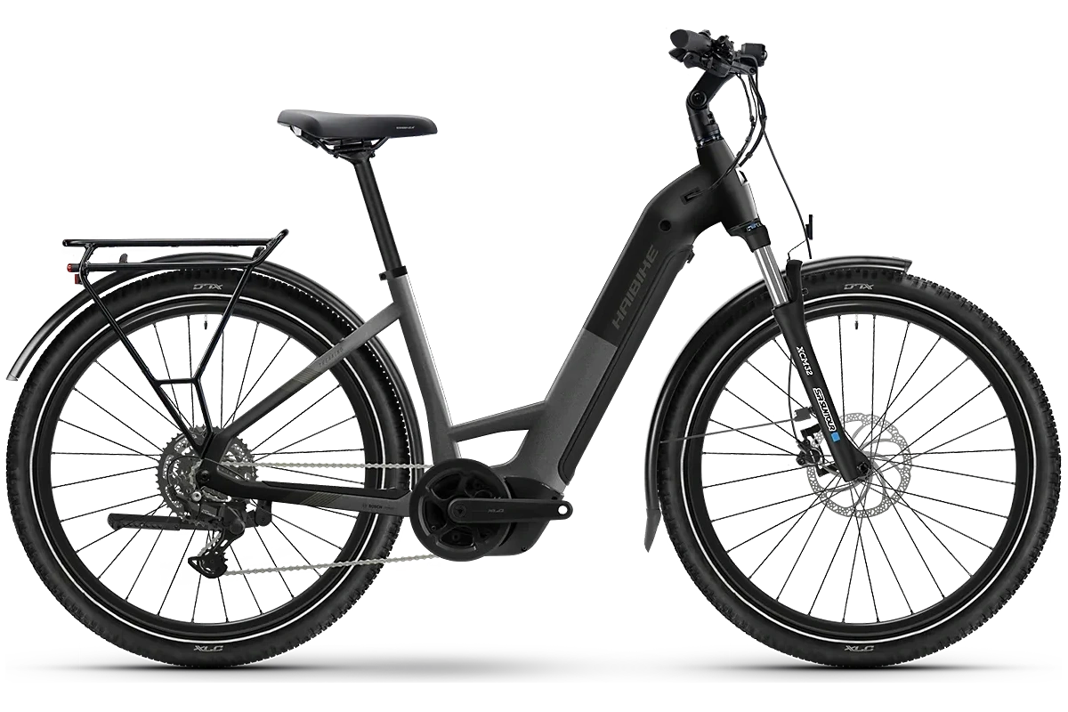Haibike Trekking 3 Low 2026 elcykel med lågt insteg och Bosch Performance Line-motor