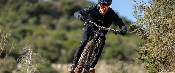 lapierre-zesty-el-mtb-temabild-1200x218